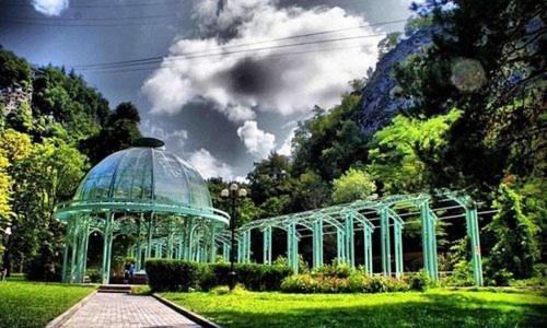 Vaniko'S Guesthouse Borjomi Ngoại thất bức ảnh